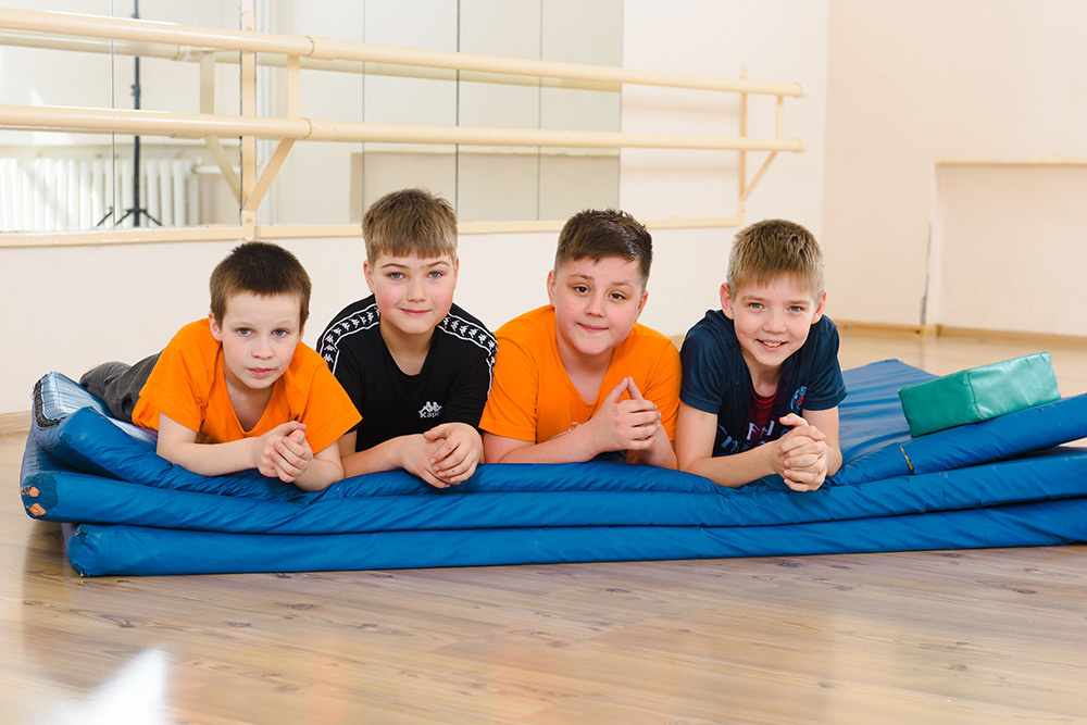 Школьная фотосессия в Томске. Студия выпускных альбомов Ольги Галкиной. Томск