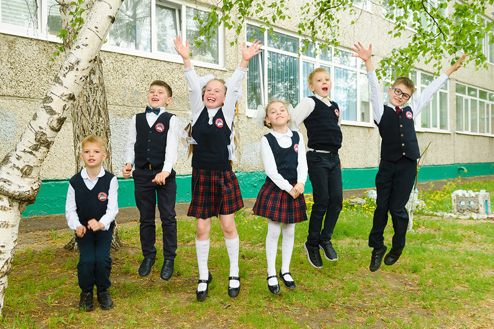 Школьная фотосессия в Томске. Студия выпускных альбомов Ольги Галкиной. Томск