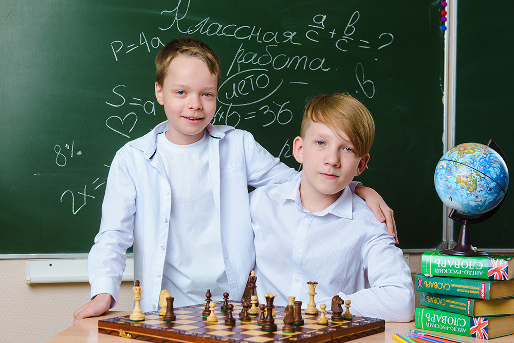 Школьная фотосессия в Томске. Студия выпускных альбомов Ольги Галкиной. Томск