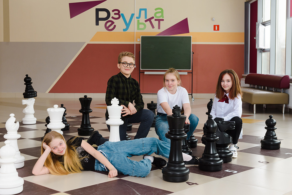 Школьная фотосессия в Томске. Студия выпускных альбомов Ольги Галкиной. Томск