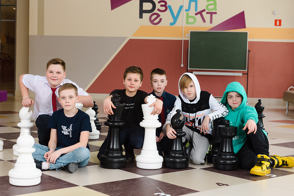 Школьная фотосессия в Томске. Студия выпускных альбомов Ольги Галкиной. Томск