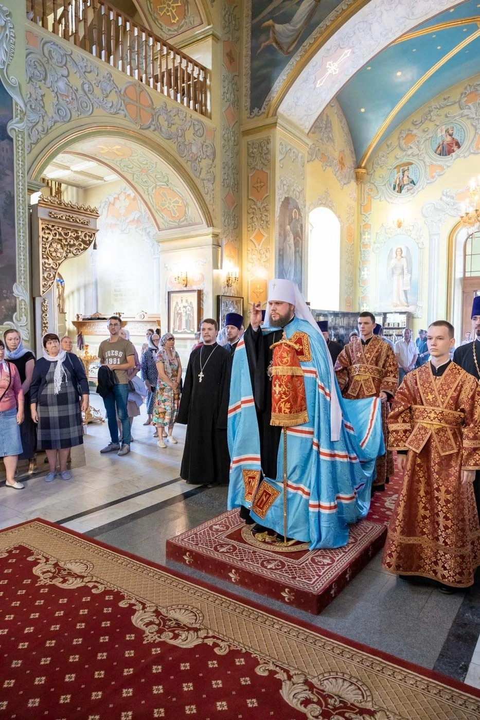 В КАНУН СОБОРА САРАТОВСКИХ СВЯТЫХ СОВЕРШЕНО СОБОРНОЕ АРХИЕРЕЙСКОЕ БОГОСЛУЖЕНИЕ. Саратовское Северо-Западное благочиние