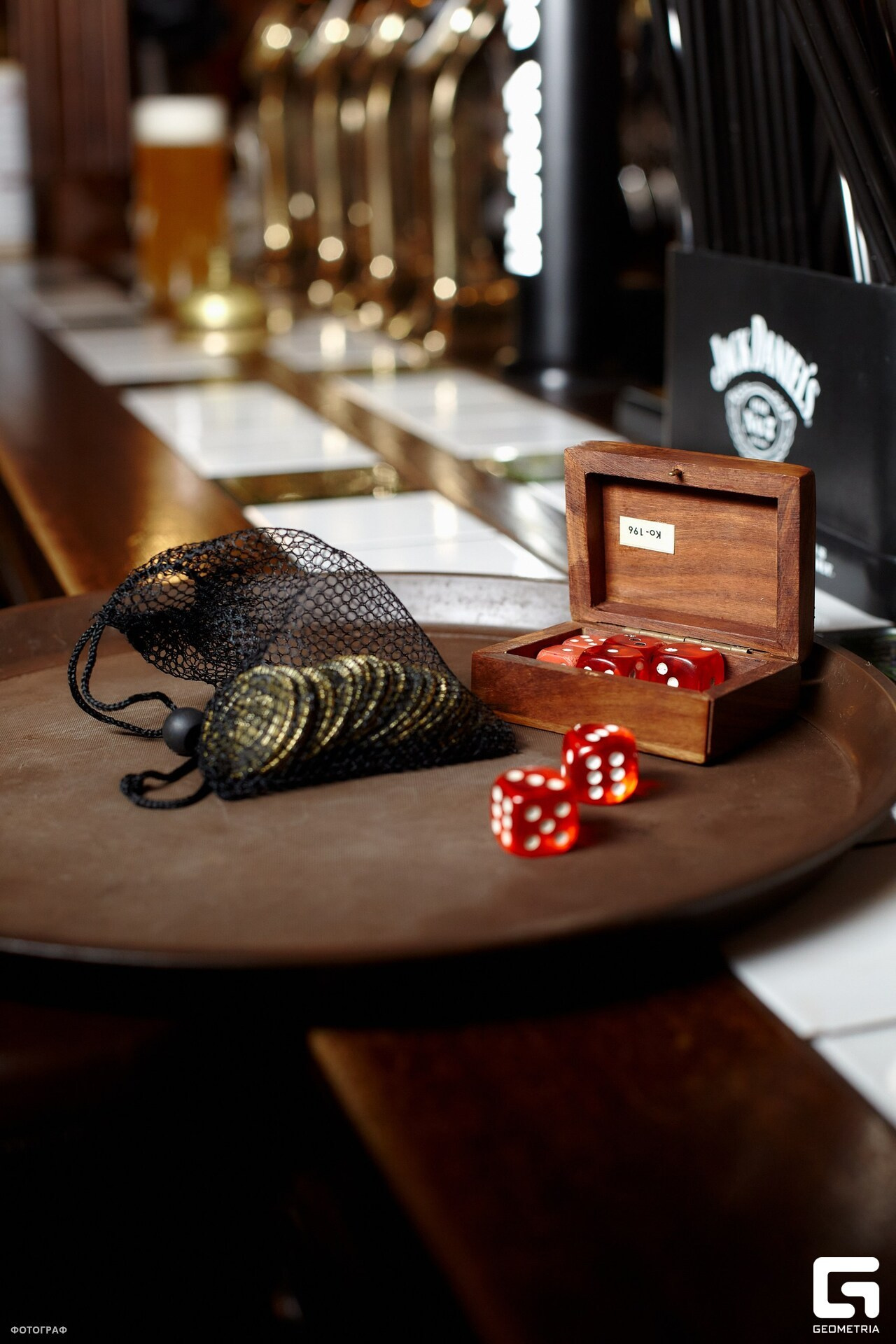 Пиратская вечеринка в ресторане FULLER’S. Виктория Ларина — Портретный профессиональный фотограф в Иркутске