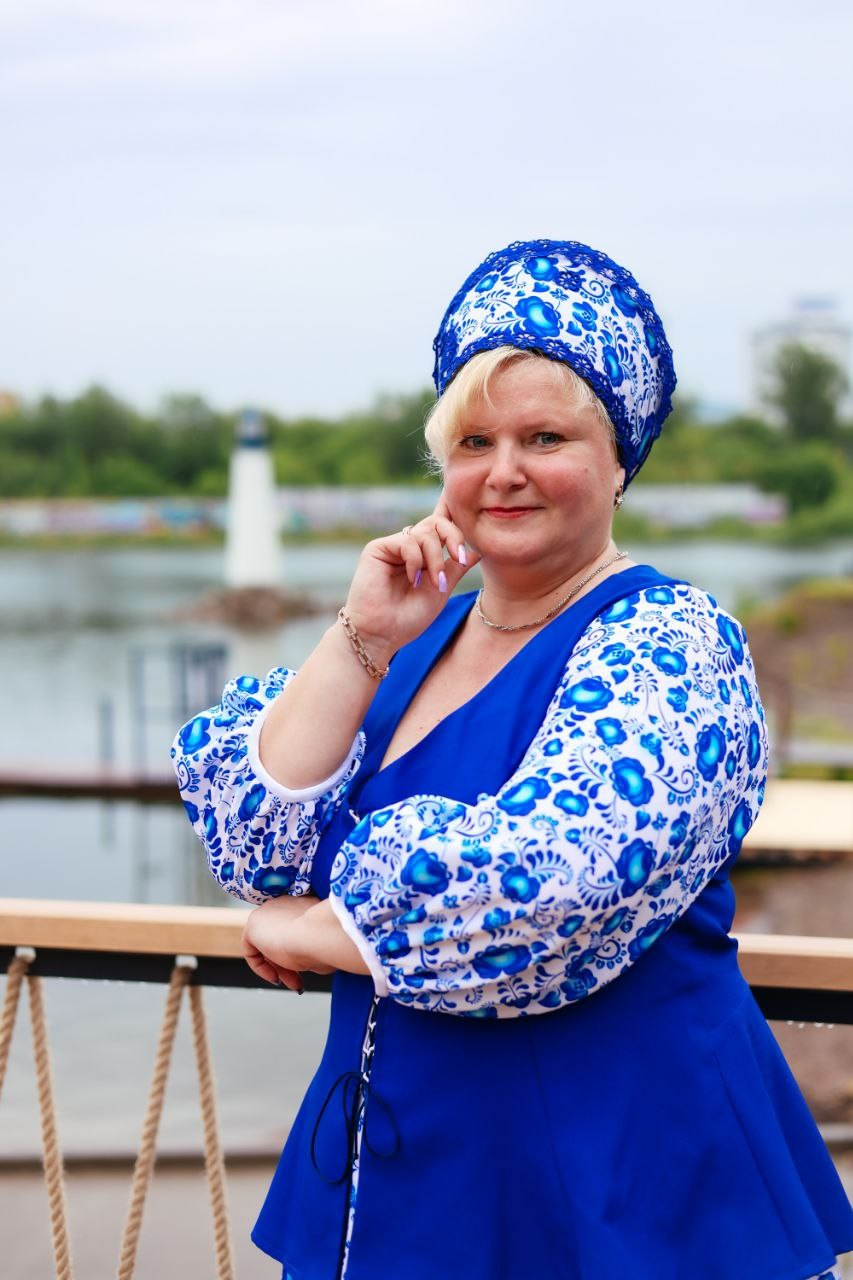 ТЫ КОРОЛЕВА. Фотограф Красноярск съемки лавстори, фотосессия в студии, портретная съемка, творческие фотосессии