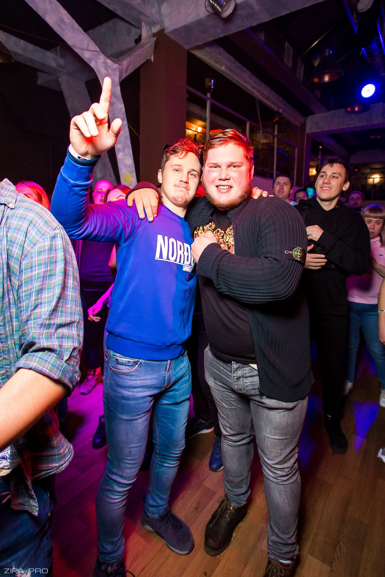 Концерт гр. «ILWT». Фотограф Zipa Pro