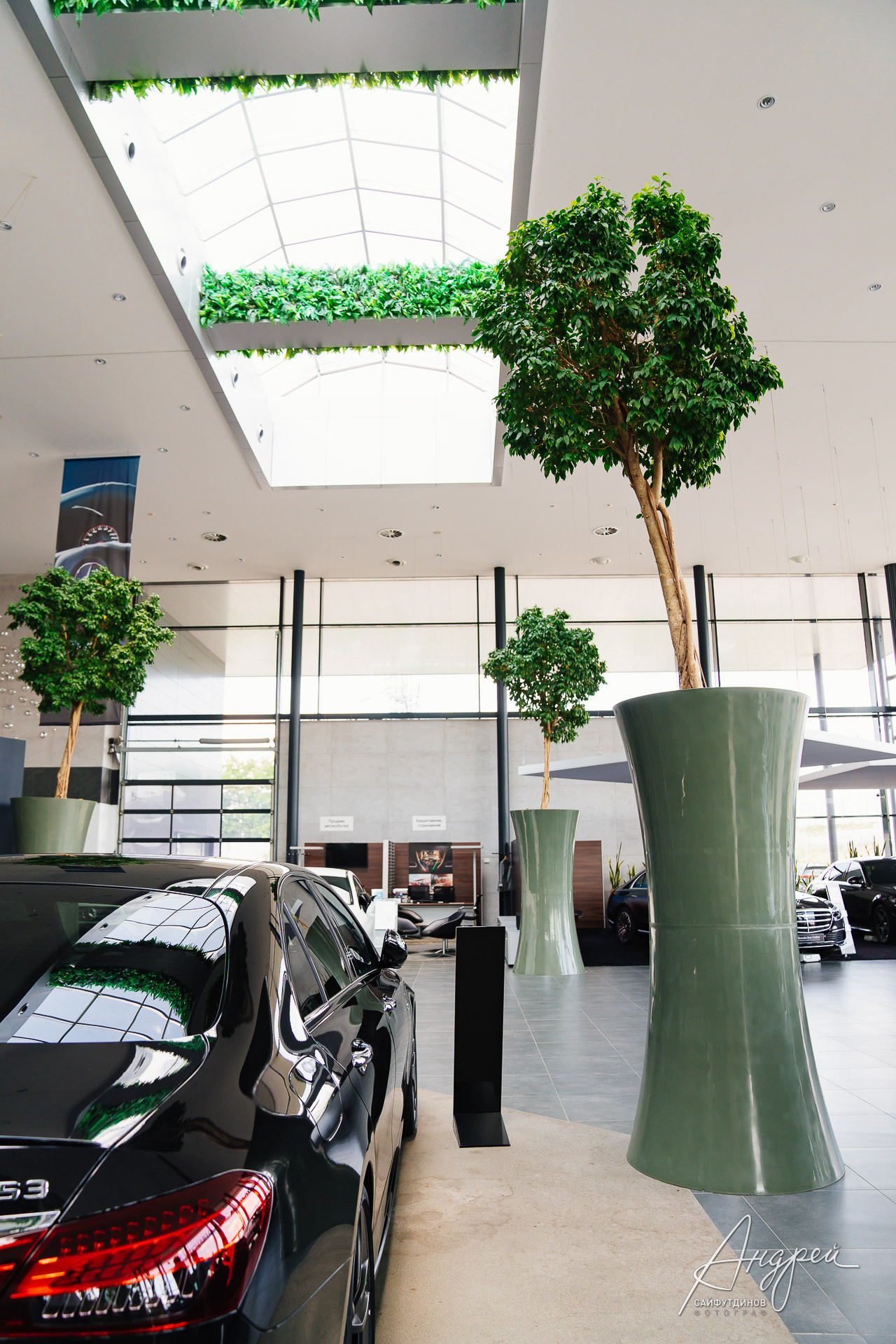 Mercedes. Съёмка для автосалона. Свадебный и семейный фотограф в Ростове-на-Дону. Андрей Сайфутдинов