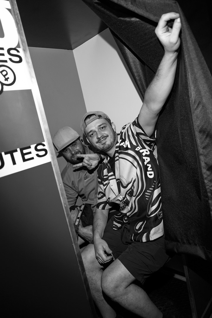 Vibe Room: Denis Yuzhin B-Day. Коммерческий и репортажный фотограф в Санкт-Петербурге — Туся Сушка