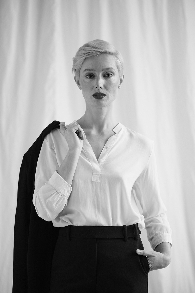 фотограф Михаил Гуляев. Фотосессия в Новосибирске. Фотосессия в студии Новосибирск