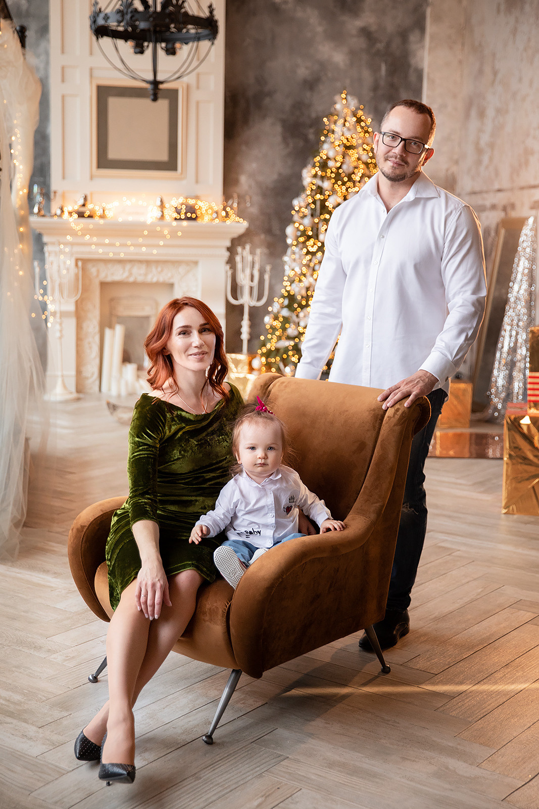 Семейный фотограф со стажем работы 15 лет с гарантией качества результата.