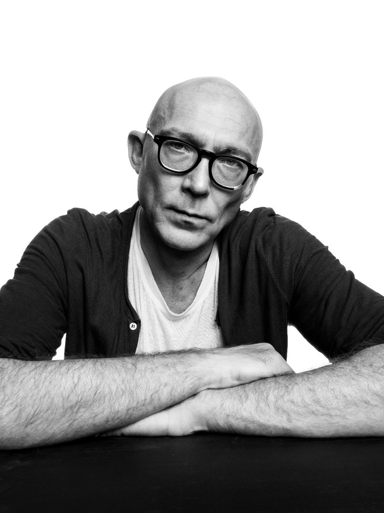 Рекламный фотограф в Москве, рекламная съемка и ретушь, студийная съемка для актерского портфолио, портретный фотограф Москва 