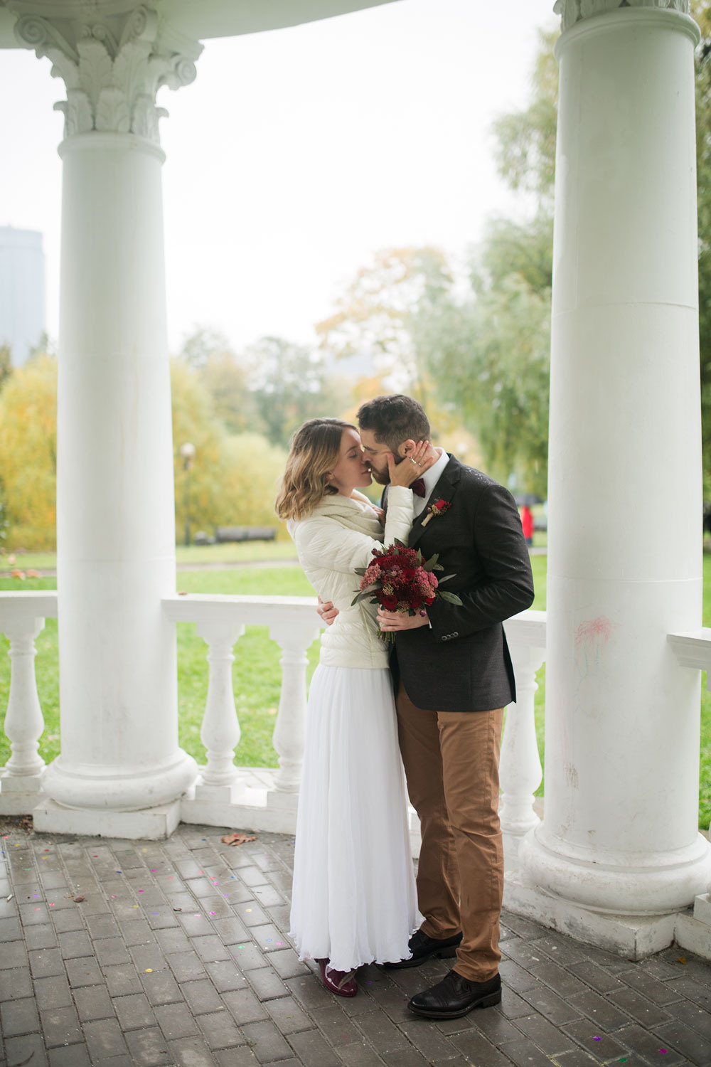 Осенняя свадьба в дождь. Семейный и портретный фотограф в Москве Елена Флегант