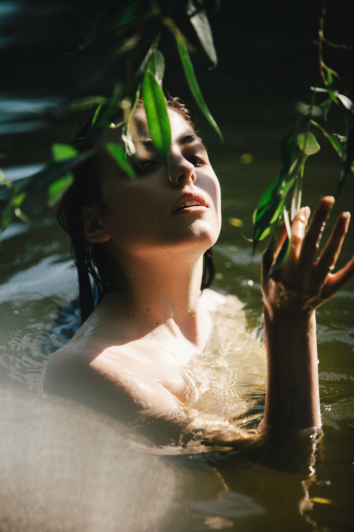 Фотосессия в воде. Фотограф Продюсер в горах КБР / Москва  Нальчик Горы