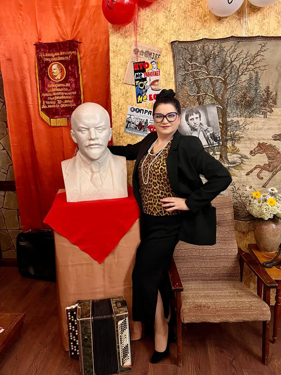 Тематические вечеринки с ведущей Мариной Гребенниковой. Организатор праздников. Ведущая Марина Гребенникова