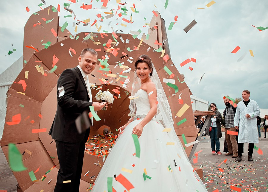 חתונה. צלם ואמן ילדים ומשפחה