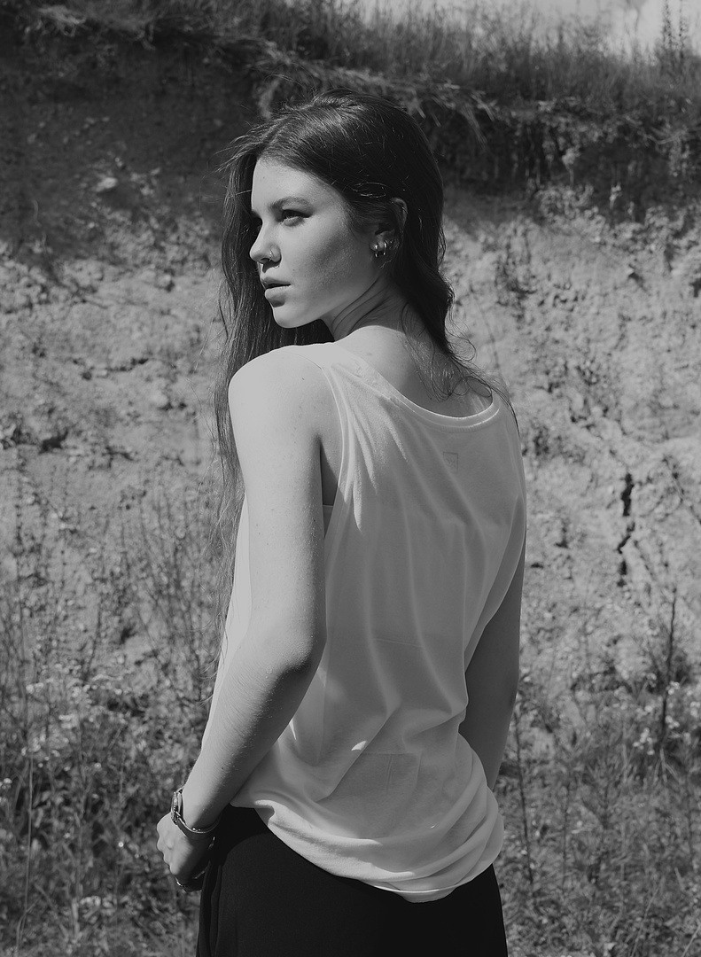 POLLY M. THE FAME MODELS