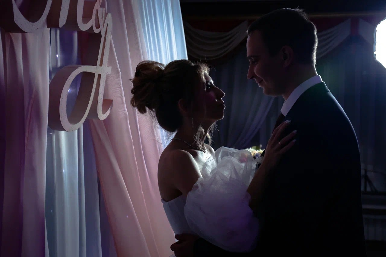 Свадьбы. Profoto58