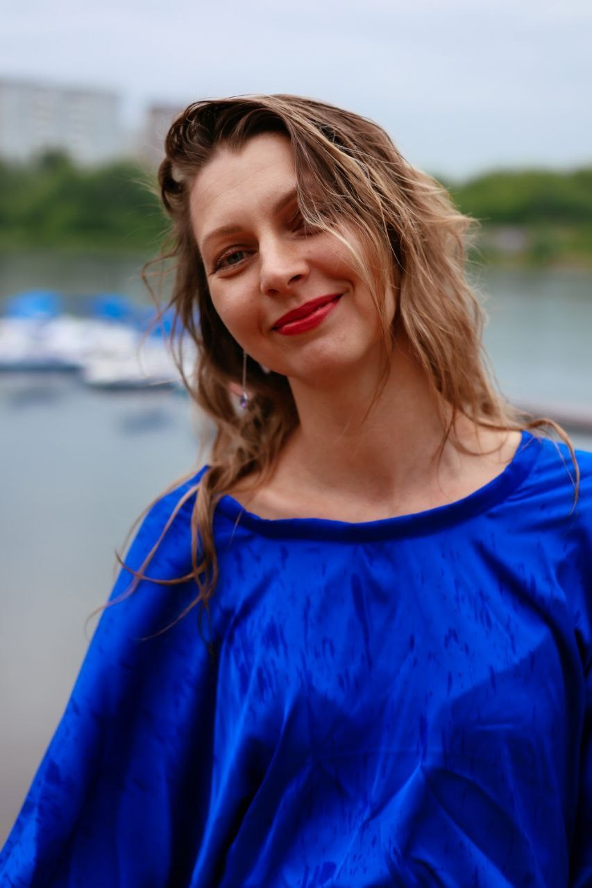 ТЫ КОРОЛЕВА. Фотограф Красноярск съемки лавстори, фотосессия в студии, портретная съемка, творческие фотосессии