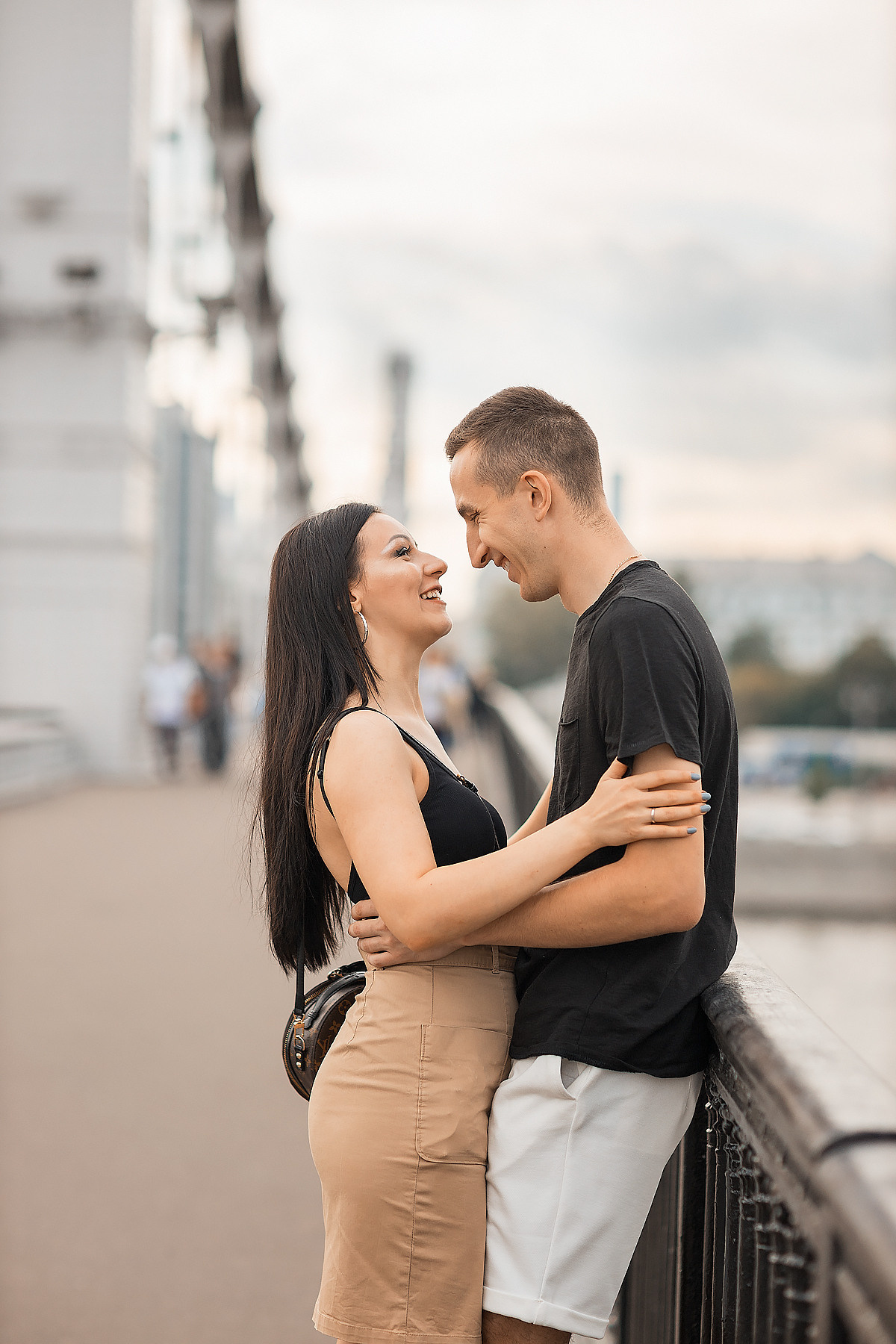 На мостту. Красивые фото