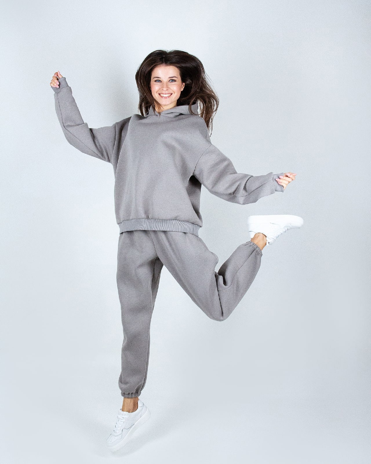 Ксения, 40-42 р-р, 173 см. KED Production — продакшн из СПб. Создаём фото, видео и контент, который помогает брендам и селлерам продавать больше