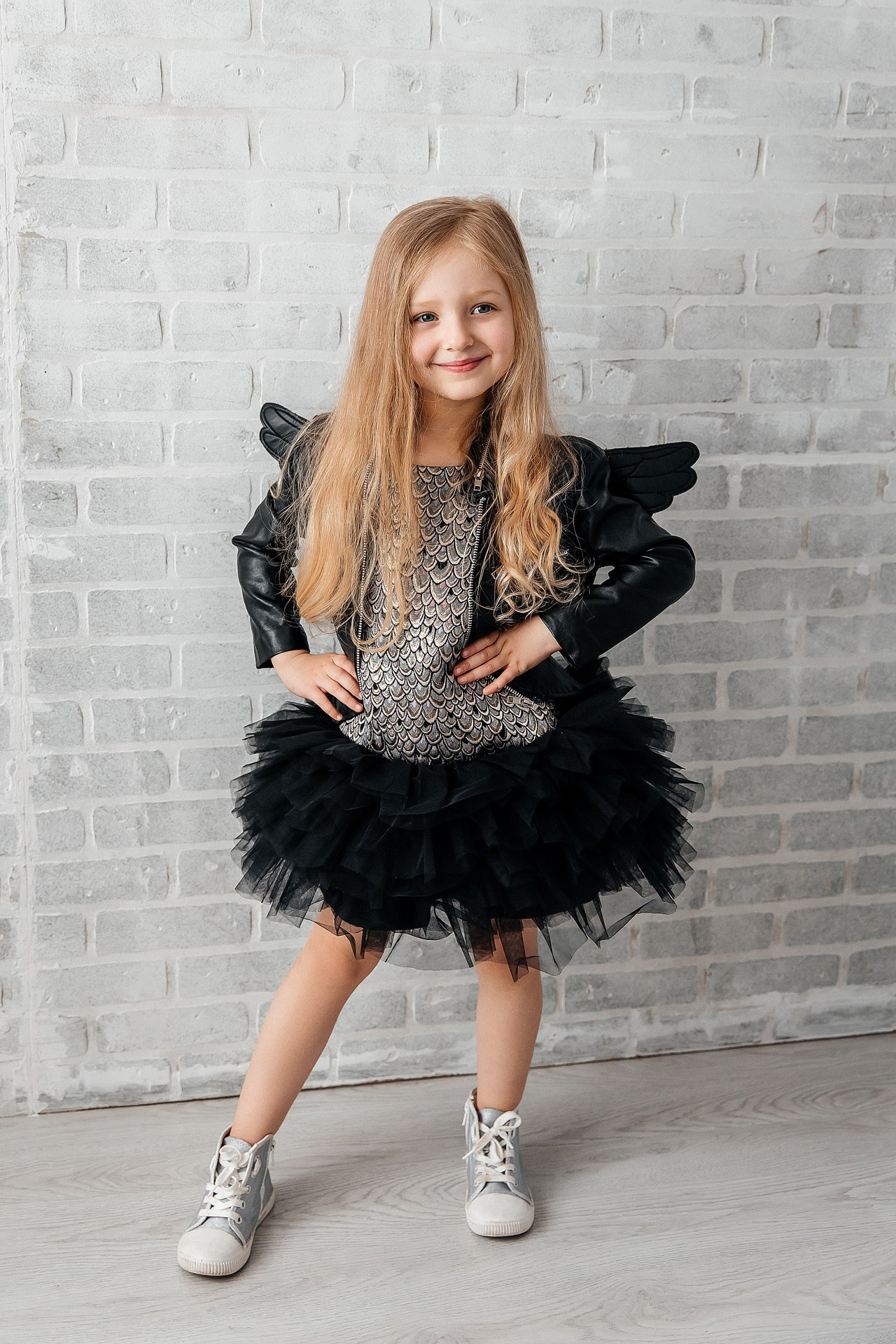 Минимализм / портреты + ЧБ. Детский фотограф, выпускные альбомы в Нижнем Новгороде Бодягина Мария