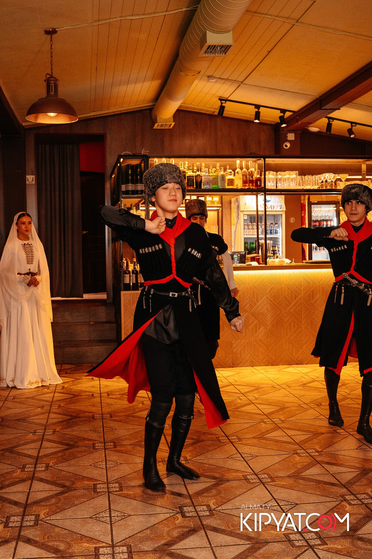 РЕСТОРАН МЦХЕТА. КИПЯТКОМ АЛМАТЫ!