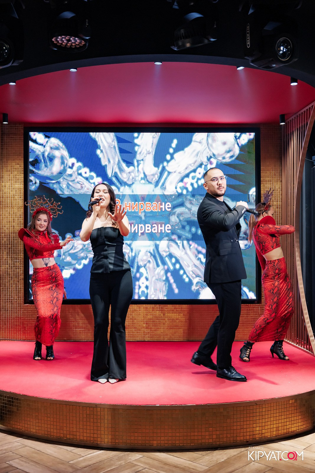 ЗАЯ, НА БИС. КИПЯТКОМ АЛМАТЫ!