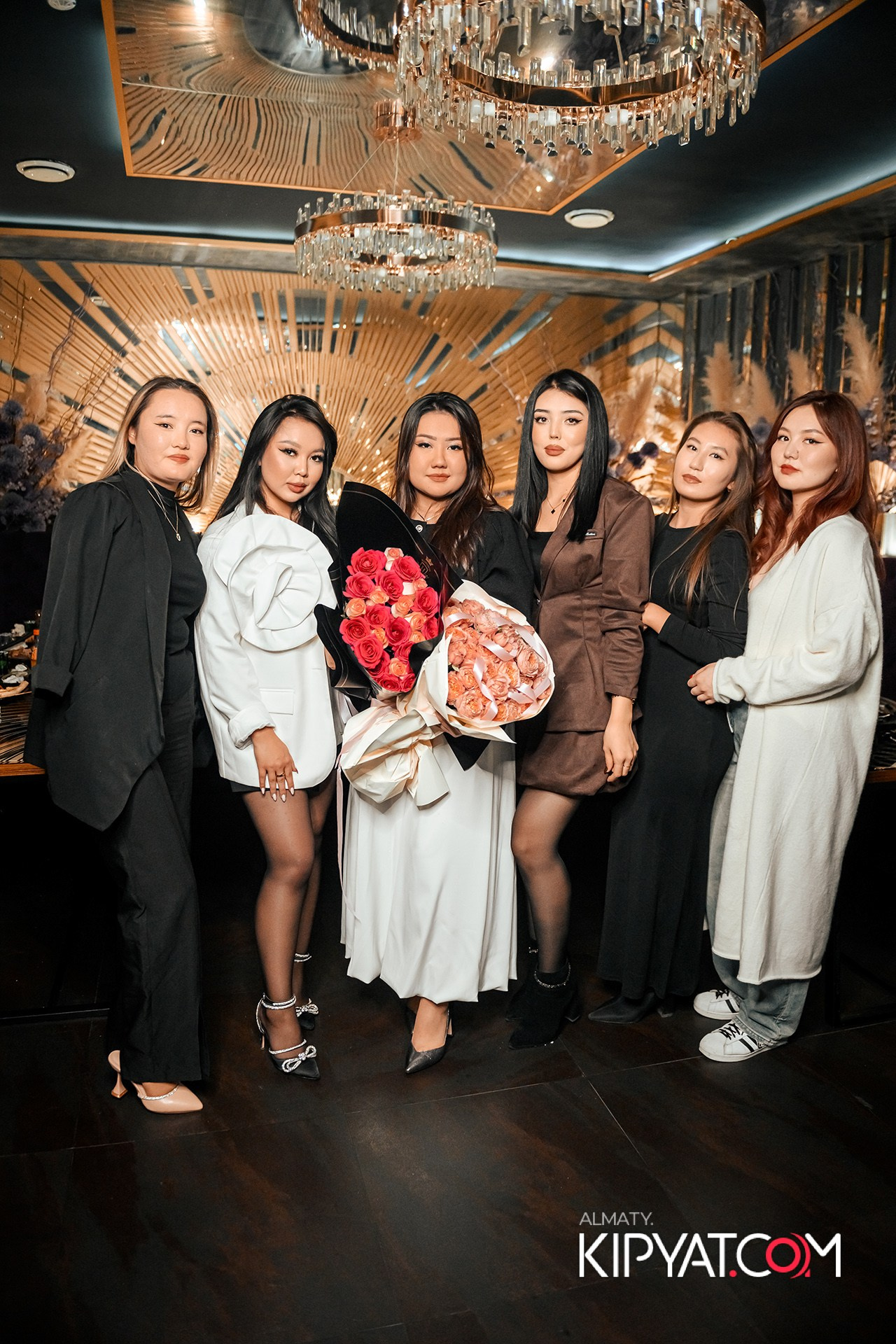 УХО И МЕДВЕДЬ НА ГАГАРИНА. КИПЯТКОМ АЛМАТЫ!