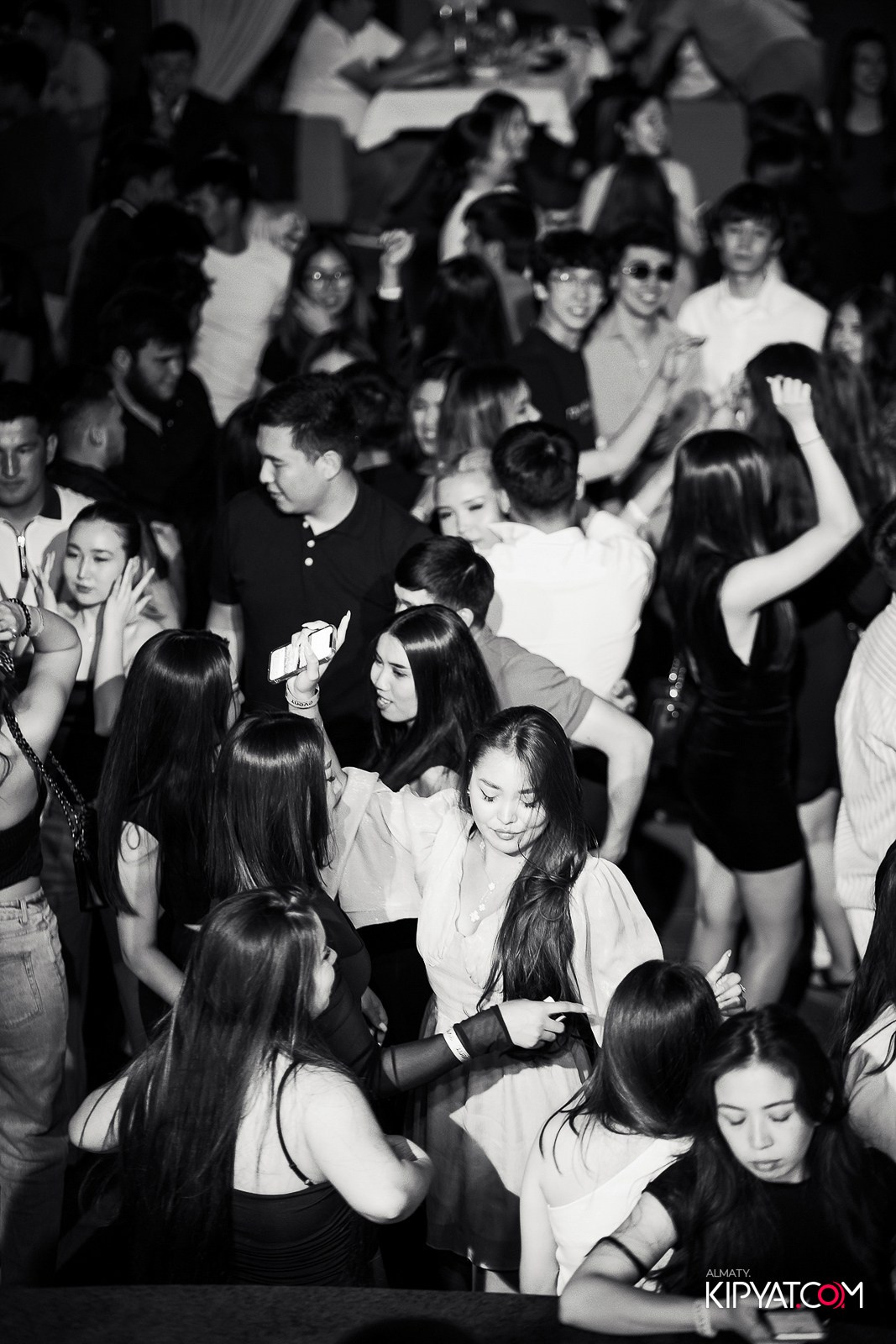 EVENT BAR. КИПЯТКОМ АЛМАТЫ!