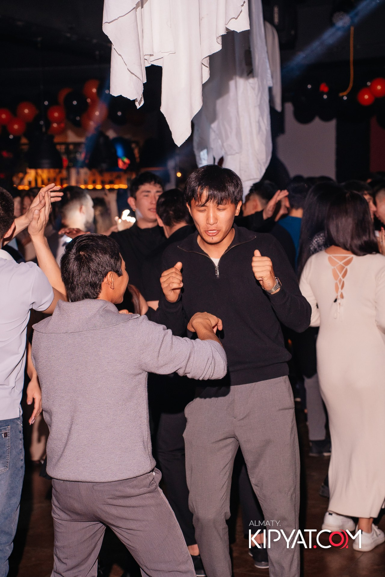 ARAGOSTA. КИПЯТКОМ АЛМАТЫ!