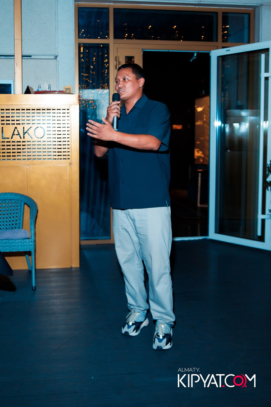 OBLAKO LOUNGE BAR. КИПЯТКОМ АЛМАТЫ!