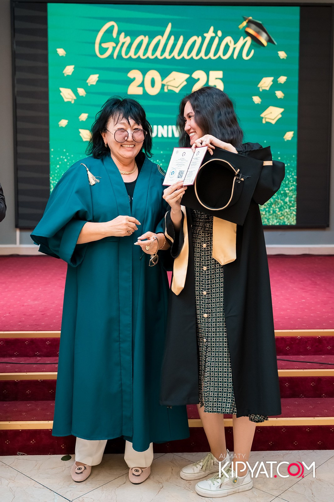 GRADUATION 2025 Q UNIVERSITY. КИПЯТКОМ АЛМАТЫ!