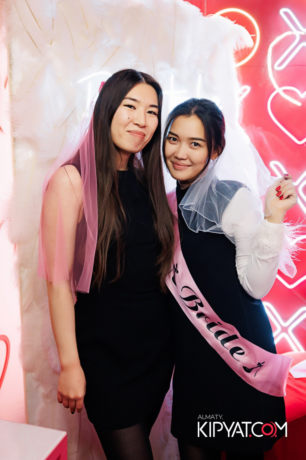 ЗАЯ, НА БИС. КИПЯТКОМ АЛМАТЫ!