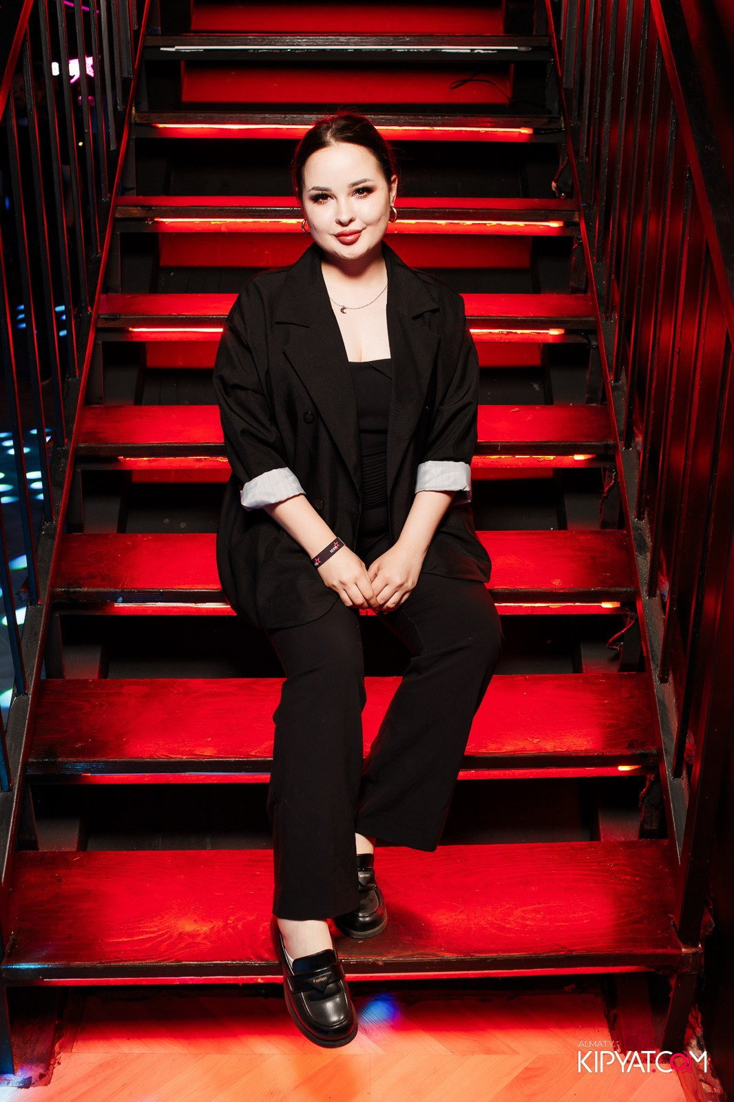 НОЧНОЙ КЛУБ ICON. КИПЯТКОМ АЛМАТЫ!