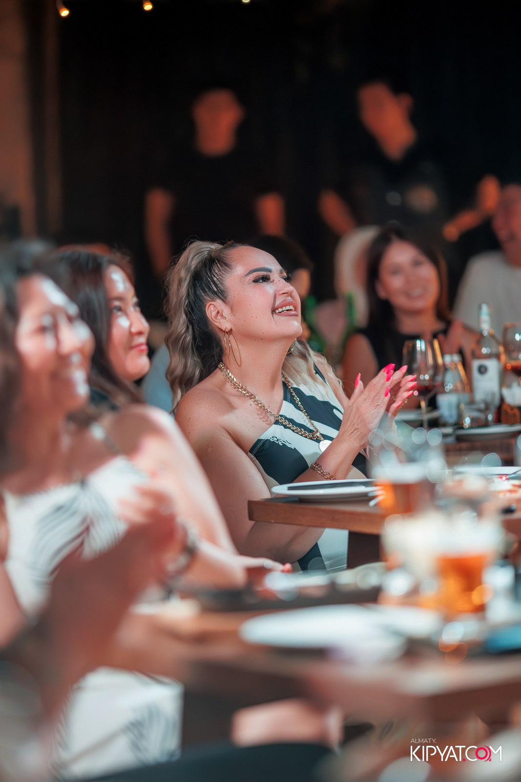 STAND UP КОНЦЕРТ АЛЕКСАНДА МЕРКУЛЬ. КИПЯТКОМ АЛМАТЫ!
