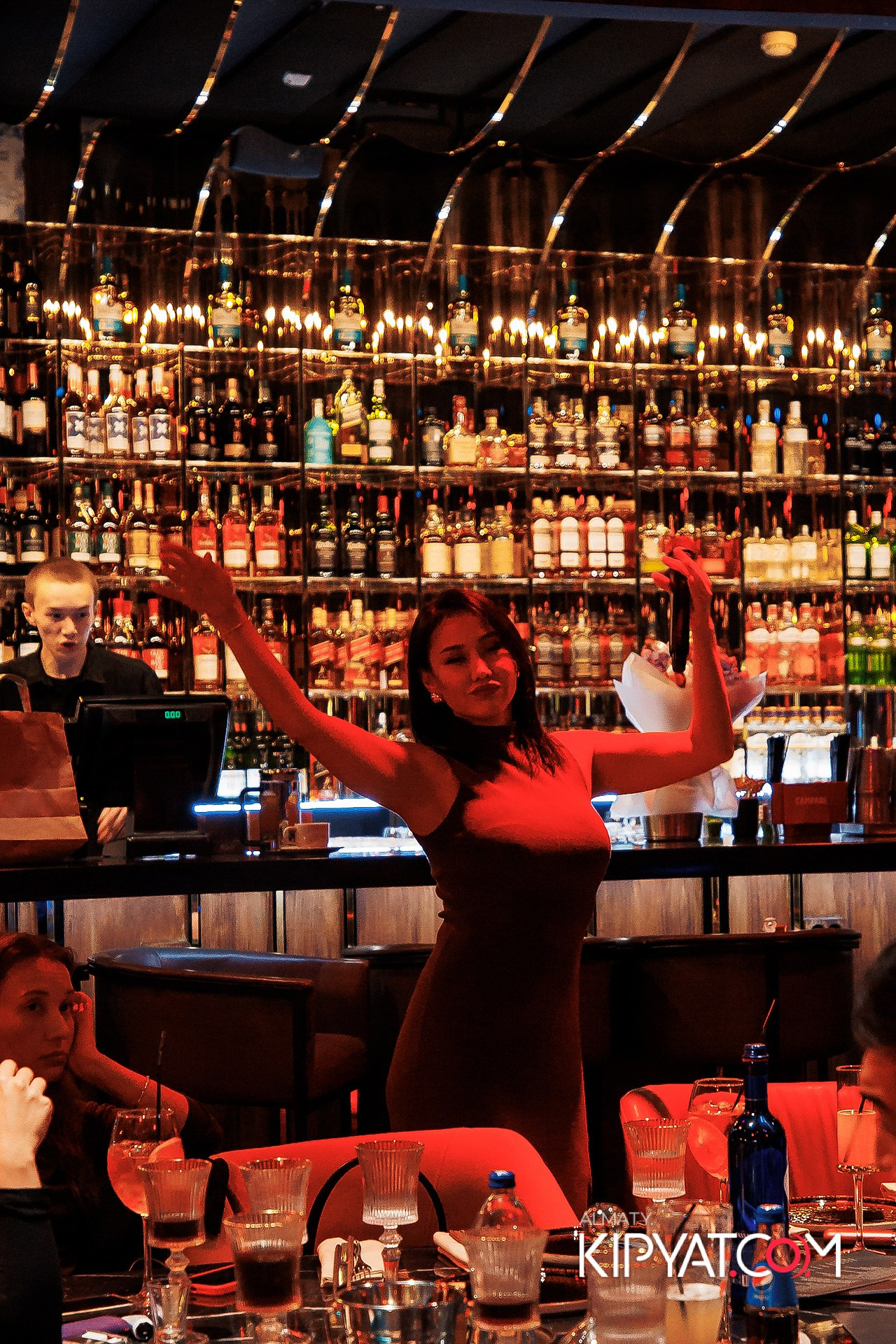 MOOD KARAOKE & TERRACE. КИПЯТКОМ АЛМАТЫ!