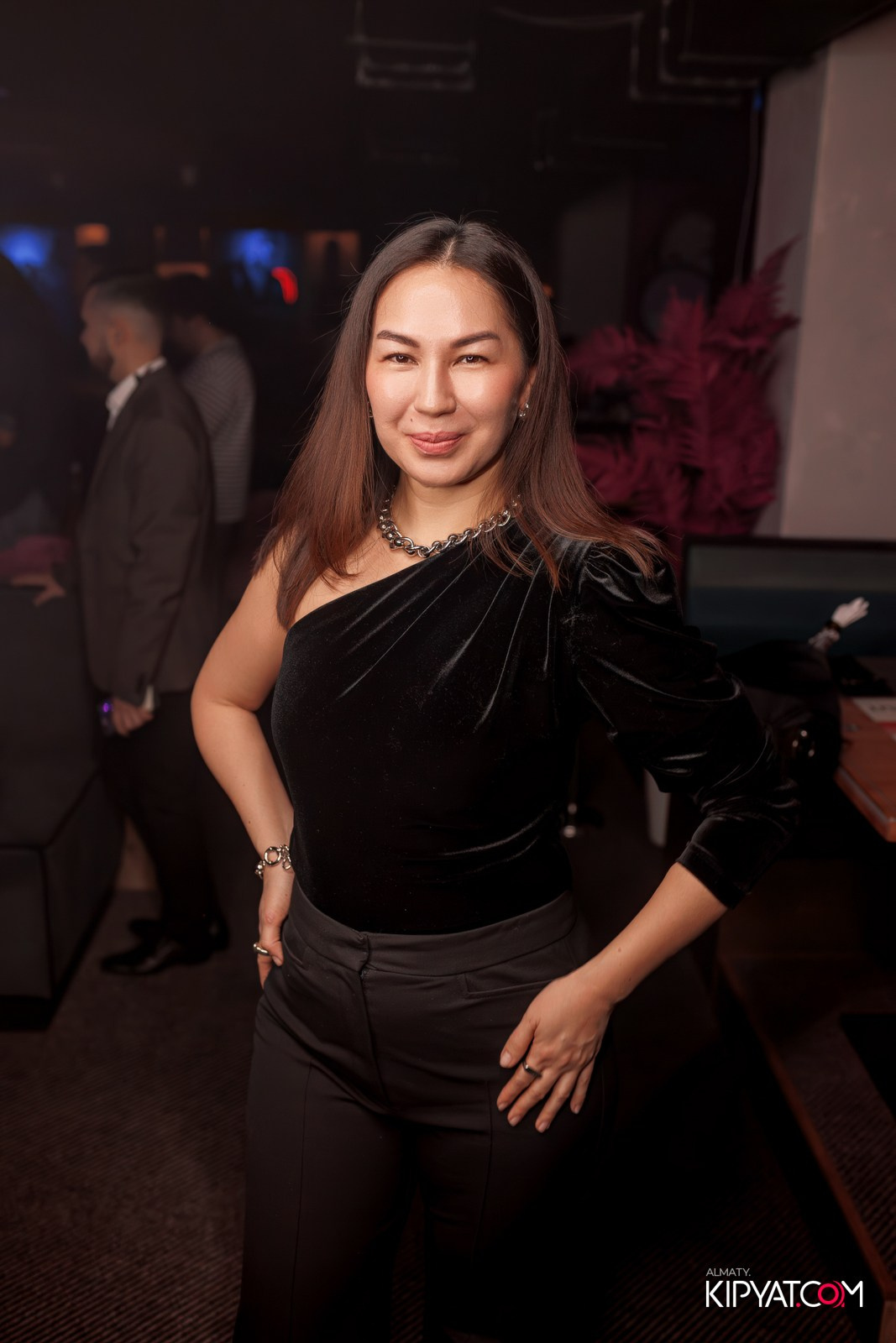 SANTA RAVE В НОЧНОМ КЛУБЕ SANTA BARBARA. КИПЯТКОМ АЛМАТЫ!