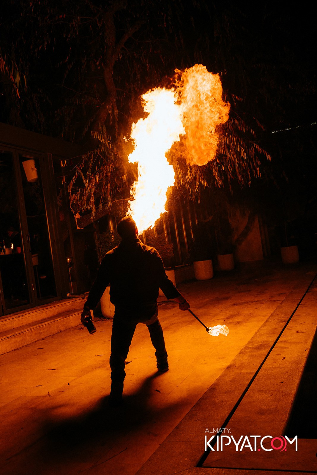 EDEN. КИПЯТКОМ АЛМАТЫ!