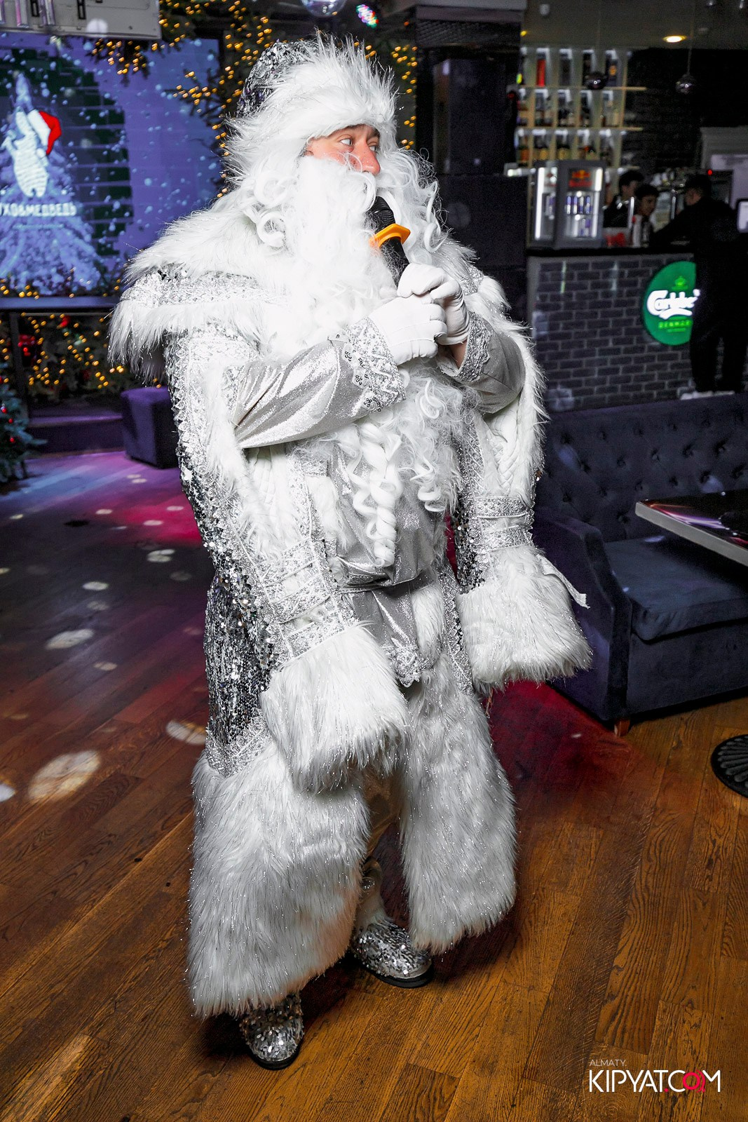 УХО И МЕДВЕДЬ НА КУРМАНГАЗЫ. КИПЯТКОМ АЛМАТЫ! Фотосъемка мероприятий в Алматы