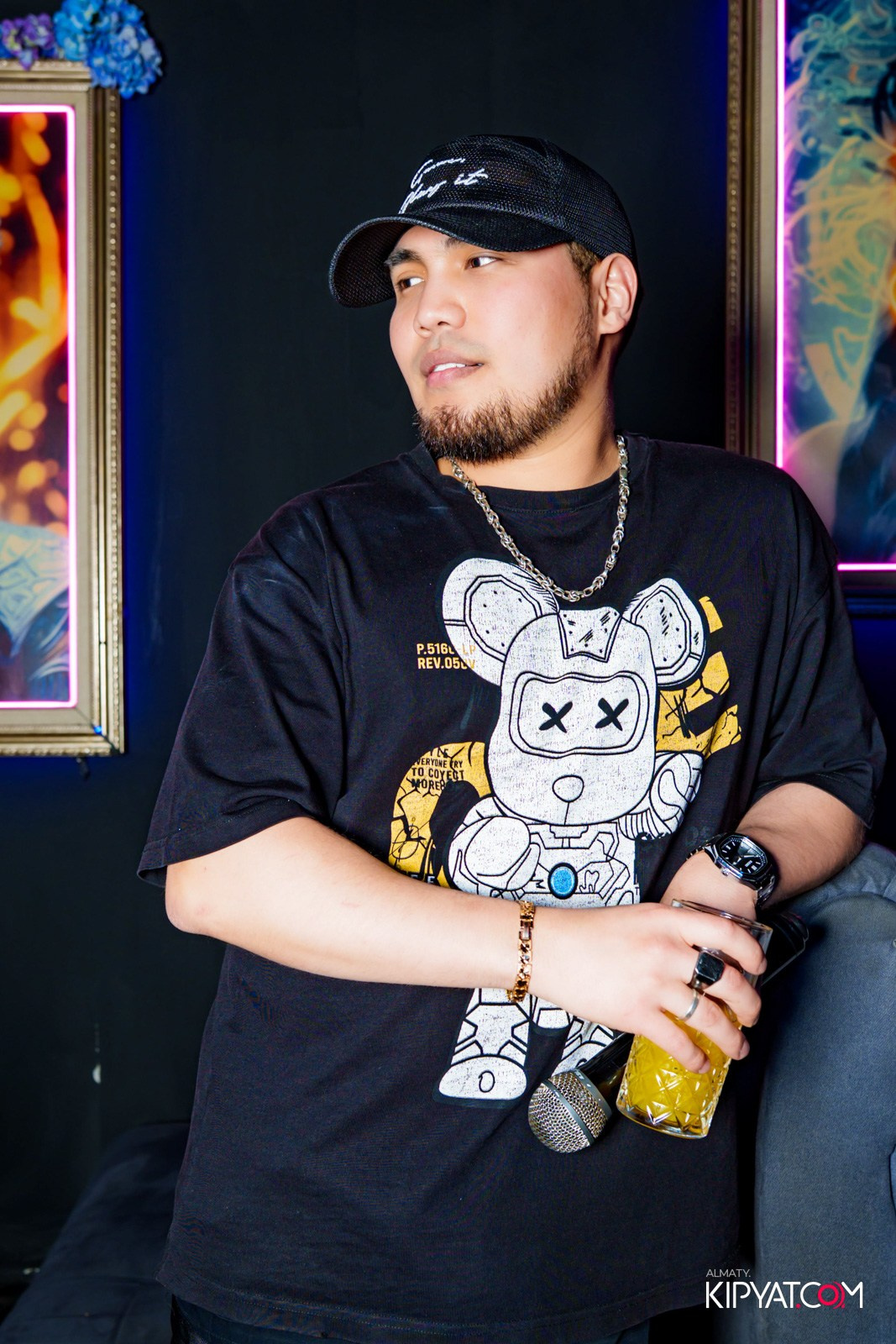 UYAT EMES BAR. КИПЯТКОМ АЛМАТЫ!