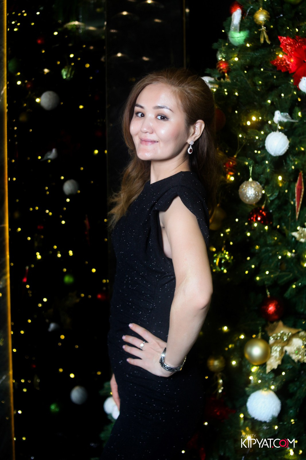 БАР ПАНАЕХАЛИ НА ДОСТЫК. КИПЯТКОМ АЛМАТЫ!