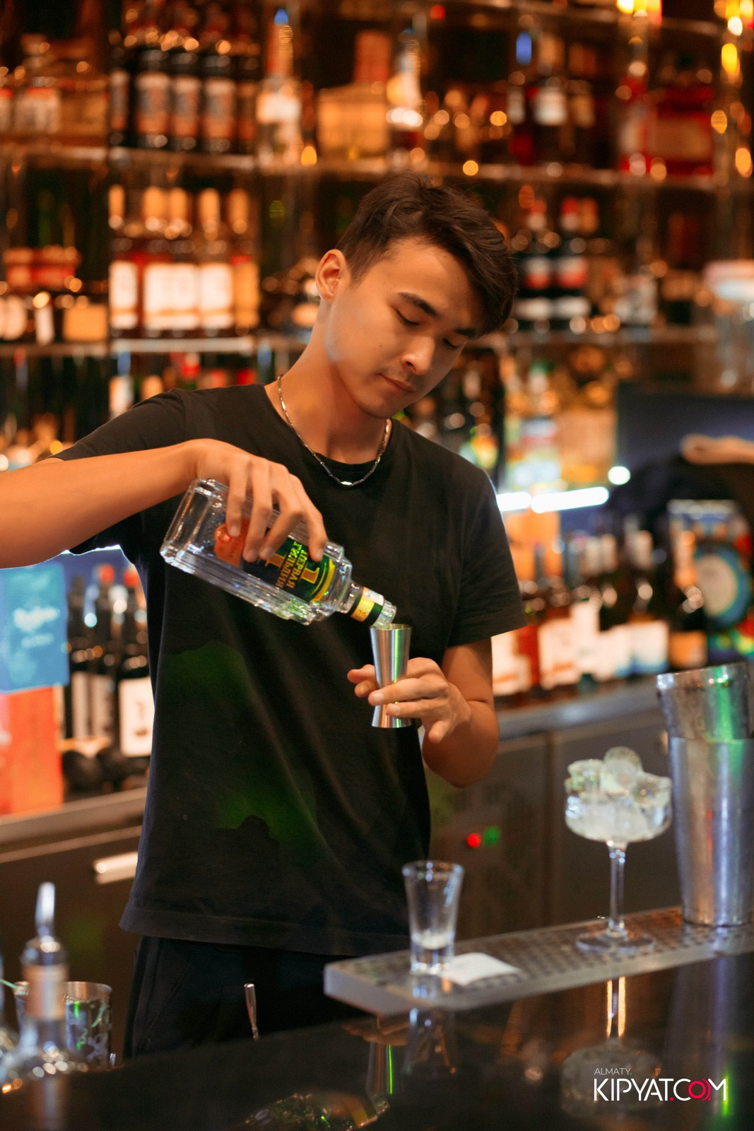 MOOD KARAOKE & TERRACE. КИПЯТКОМ АЛМАТЫ!