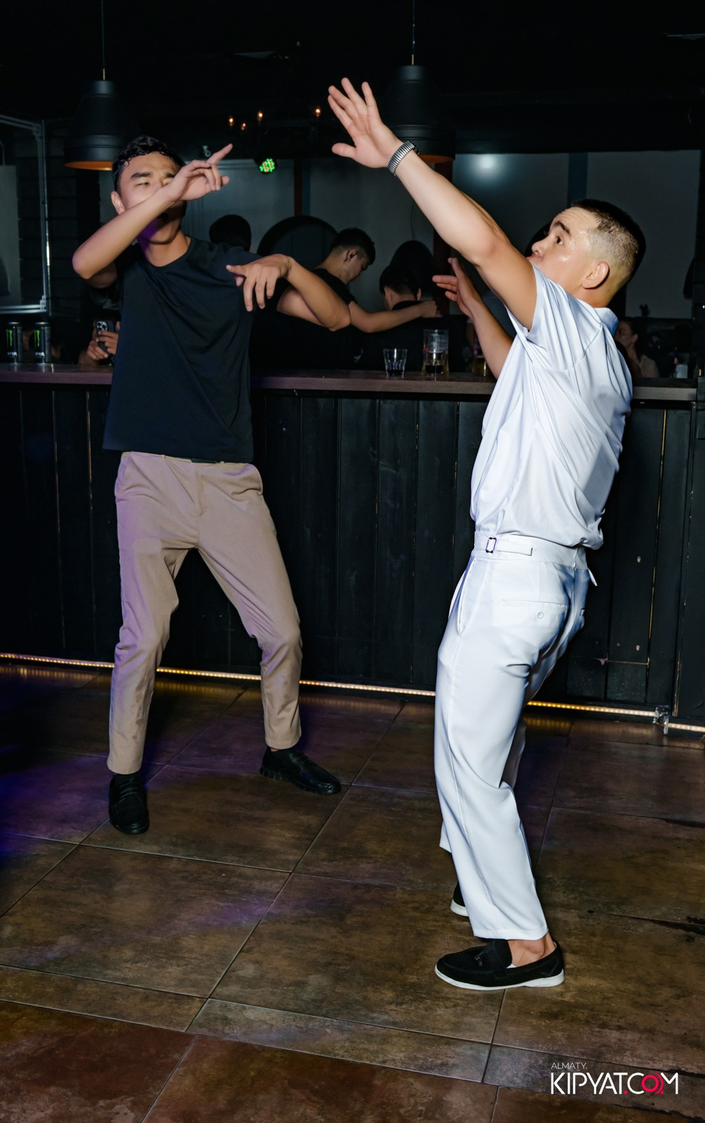 ARAGOSTA. КИПЯТКОМ АЛМАТЫ!