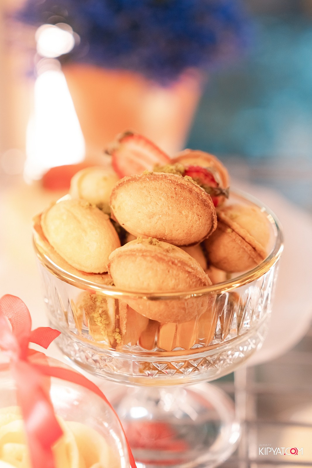 9 ЛЕТ ДОМ-РЕСТОРАНУ СЧАСТЬЕ. КИПЯТКОМ АЛМАТЫ!