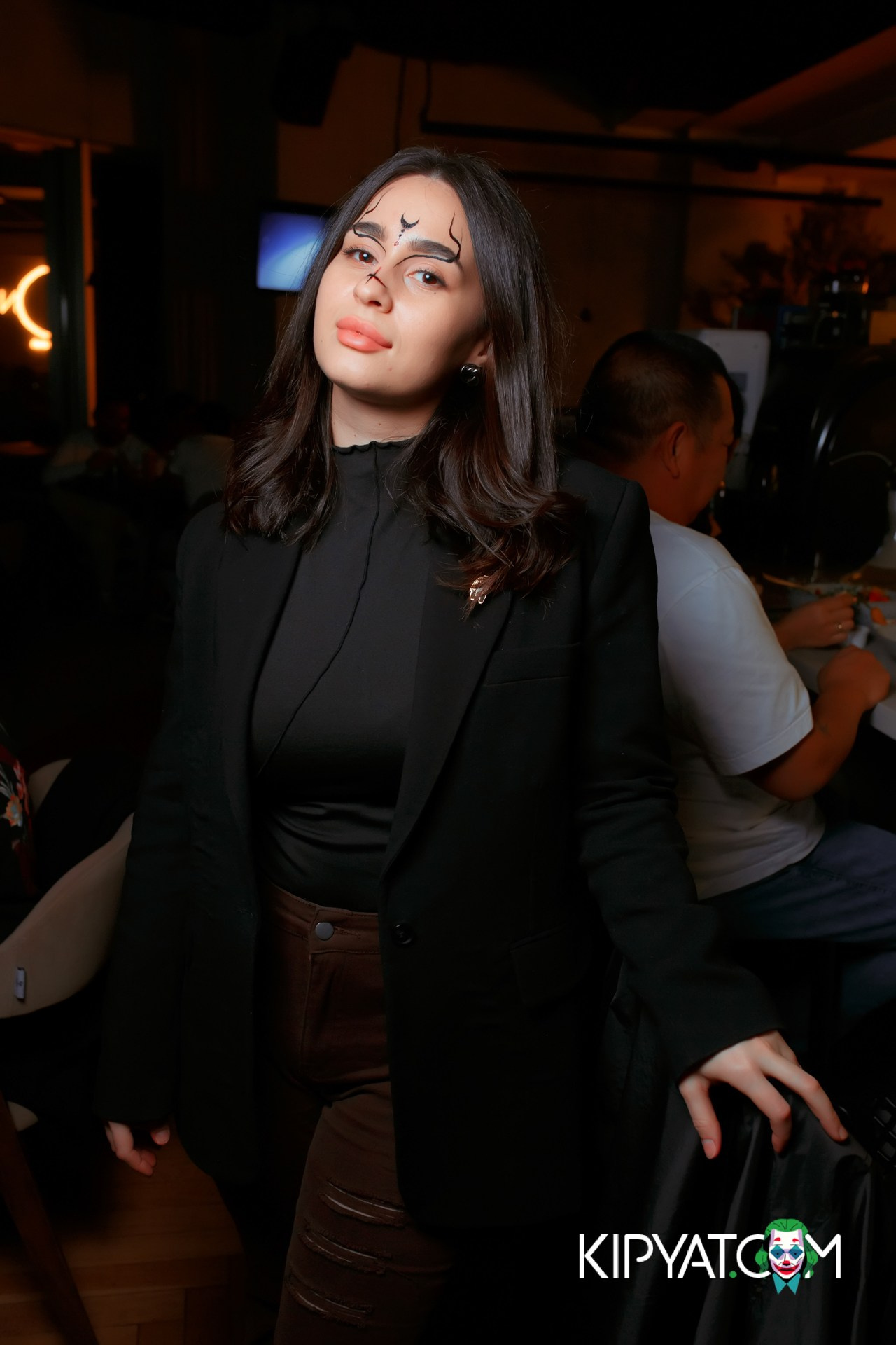 TO HE MOON LOUNGE & HOOKAN. КИПЯТКОМ АЛМАТЫ!