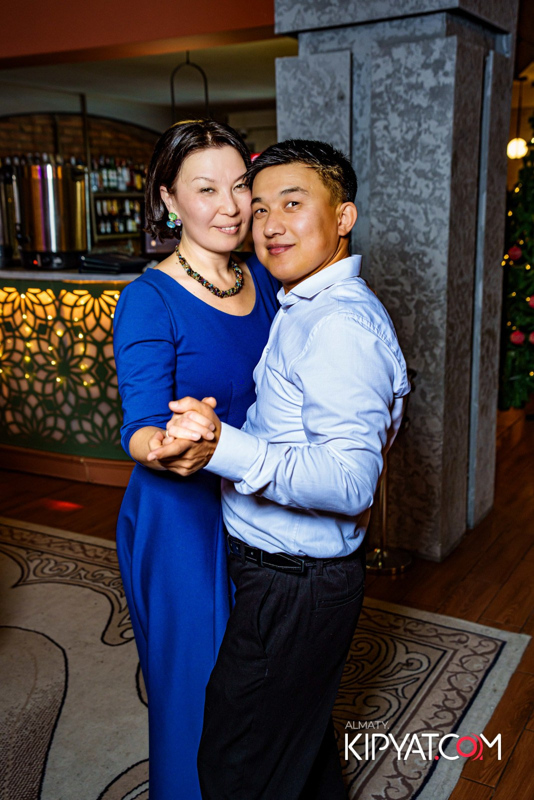 ГРУЗИНСКИЙ ДВОР НА КАБАНБАЙ БАТЫРА. КИПЯТКОМ АЛМАТЫ!