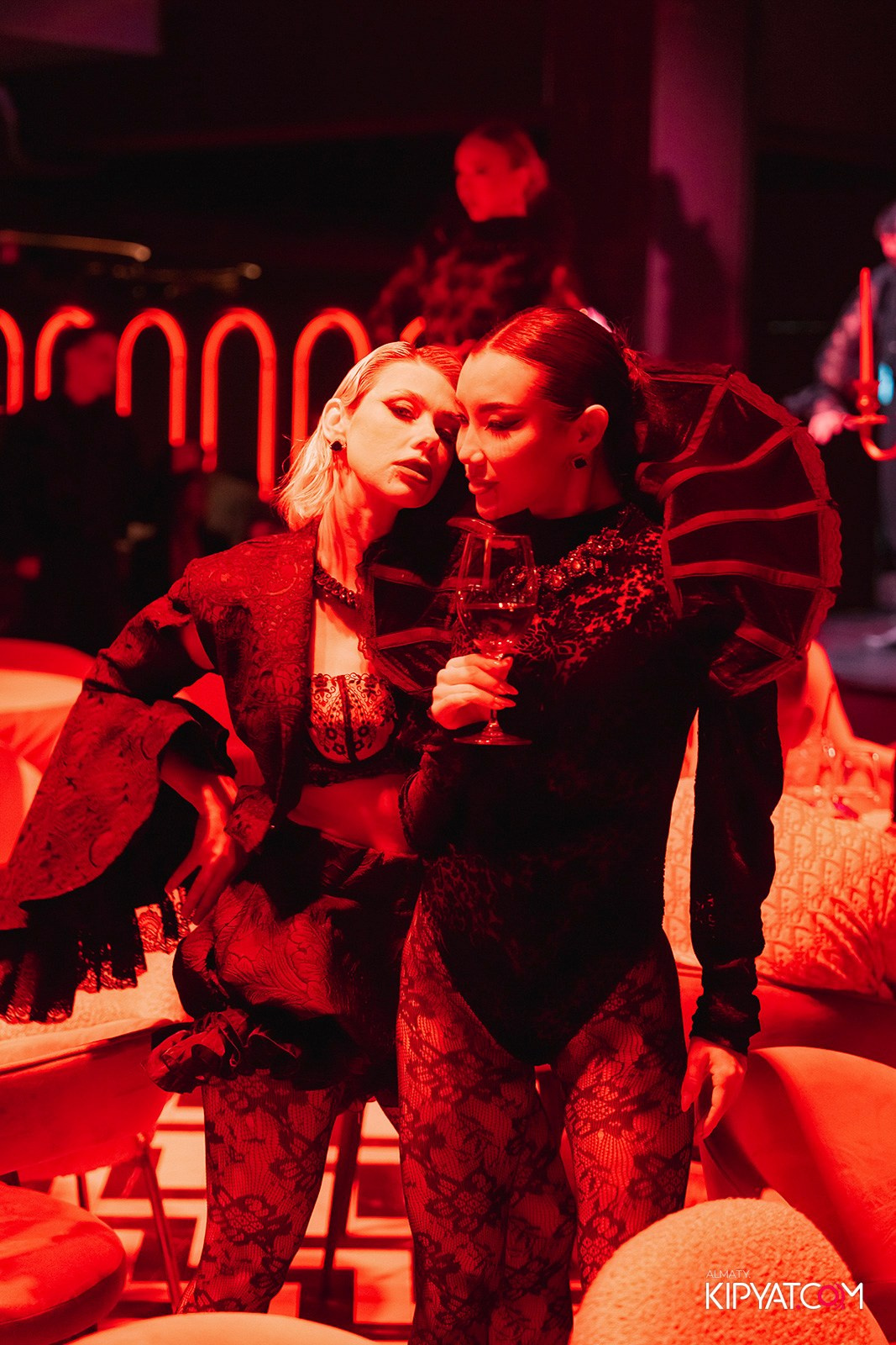 QUEEN. КИПЯТКОМ АЛМАТЫ!