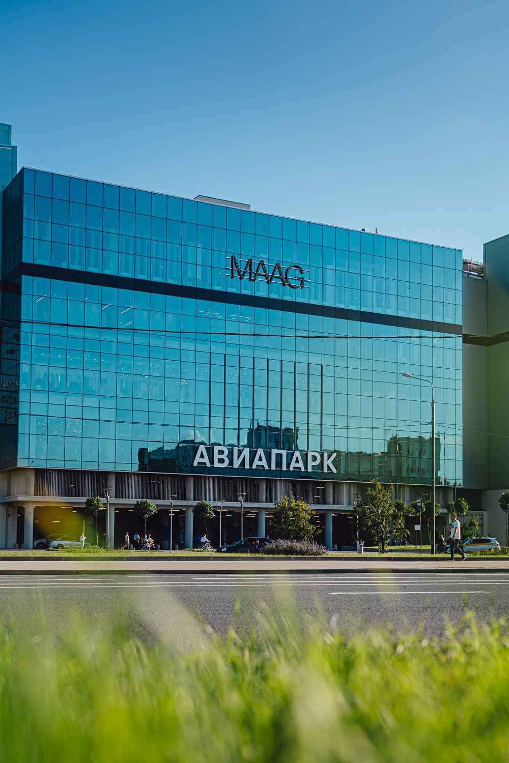 Aviapark-p. Vadim Yathartha — Photography, Cinematography, Generative AI