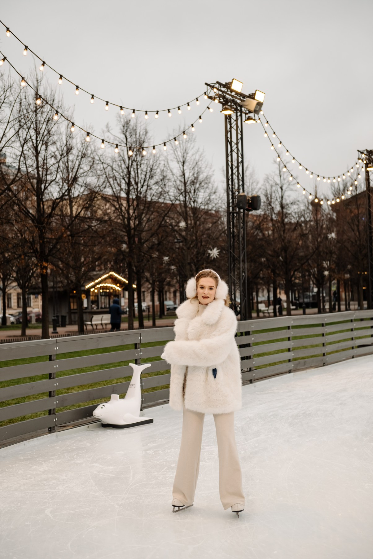 Индивидуальная. Каток в Новой Голландии. Свадебный и семейный фотограф в Санкт-Петербурге Елена Худякова