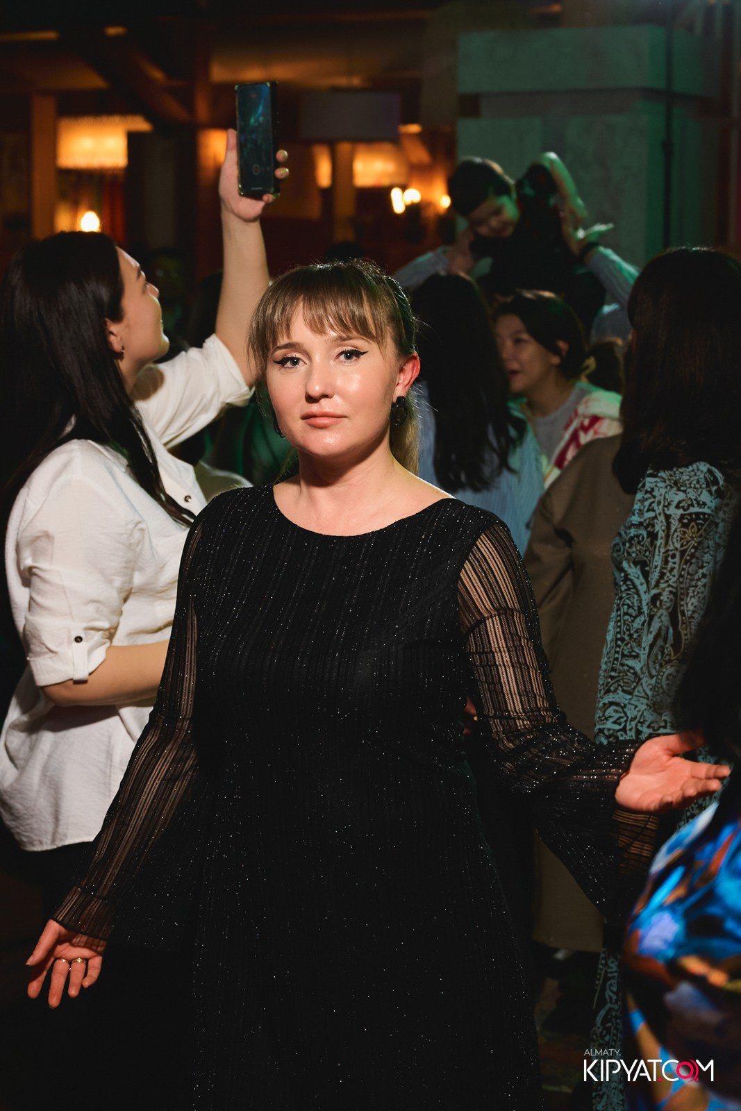 ГРУЗИНСКИЙ ДВОР НА КАБАНБАЙ БАТЫРА. КИПЯТКОМ АЛМАТЫ!