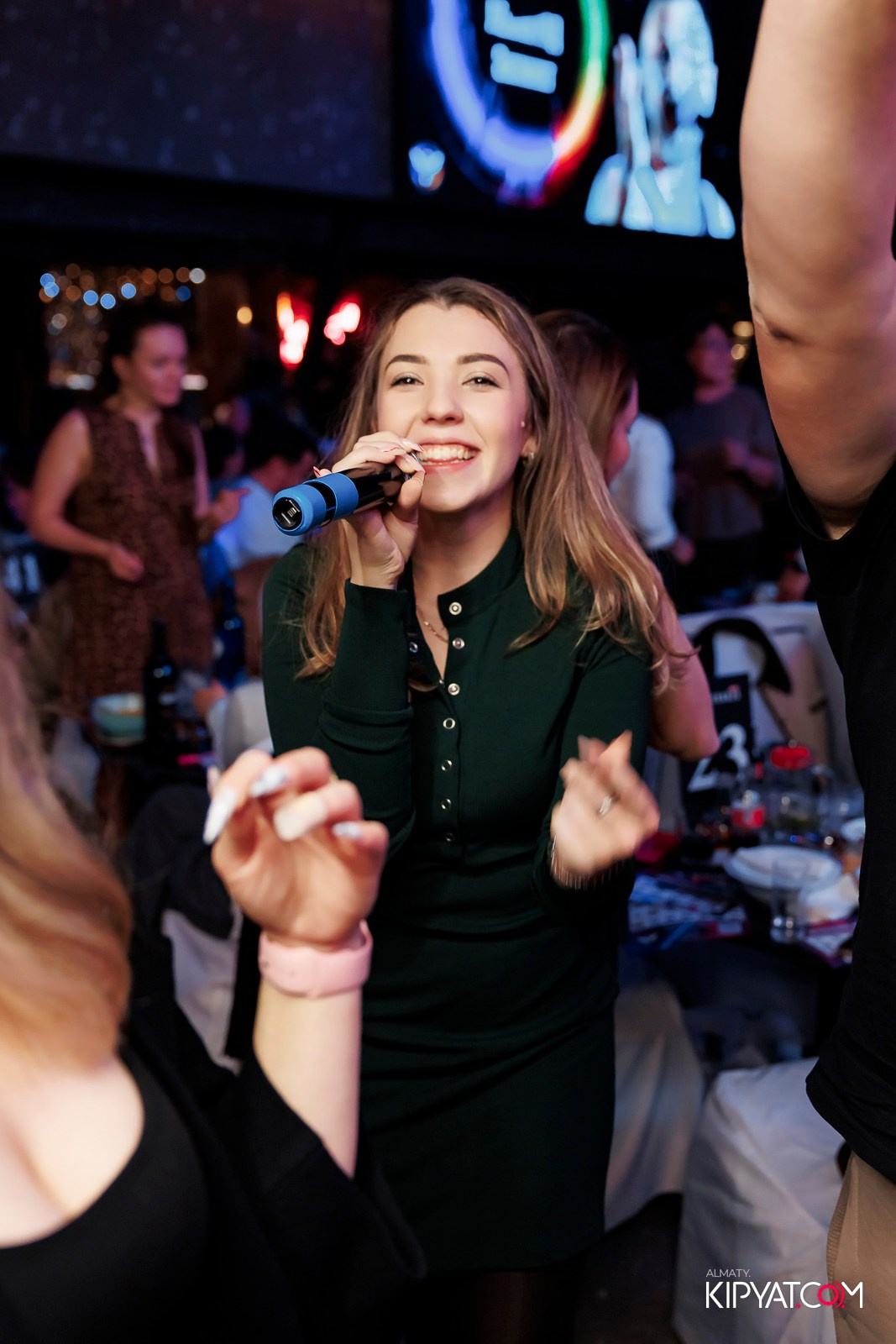 МУЗЫКАЛЬНОЕ ЛОТО В HIT RETRO. КИПЯТКОМ АЛМАТЫ!